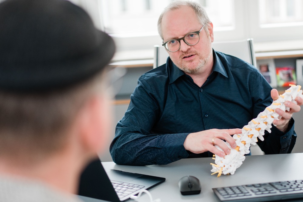 neurochirurg-duesseldorf-slotty-wirbelsaeulen-chirurgie-bandscheibenvorfall neurochirurg-duesseldorf-slotty- wirbelsaeulen-chirurgie-bandscheibenvorfall